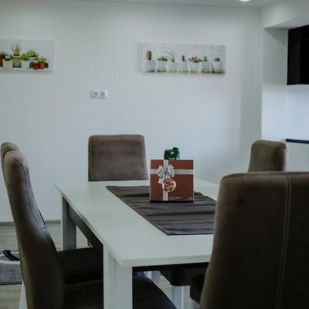 סראייבו Deluxe Apartments מראה חיצוני תמונה